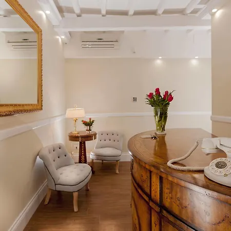 Bed & Breakfast La Residenza Del Sole Al Pantheon Rome