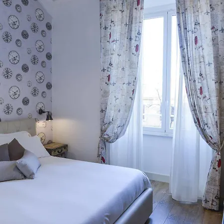 Adelina Guest house 2*