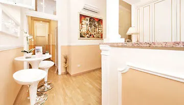 Bed and breakfast Domus Via Veneto Roma