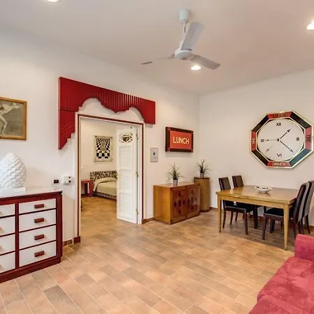 Apollo Colosseo Apartment