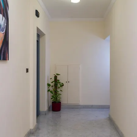 Zefiro Home Рим