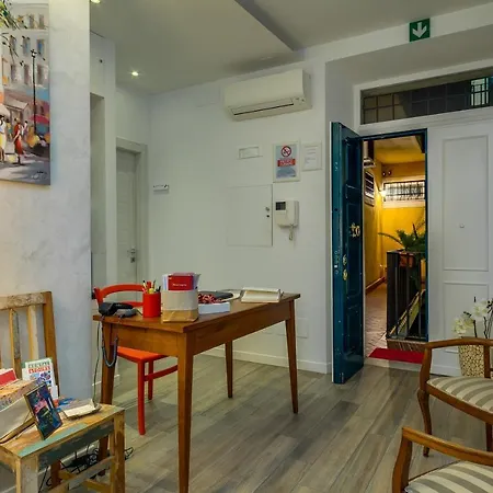 Zefiro Home Отель типа 