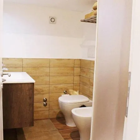 Inner House Apartment