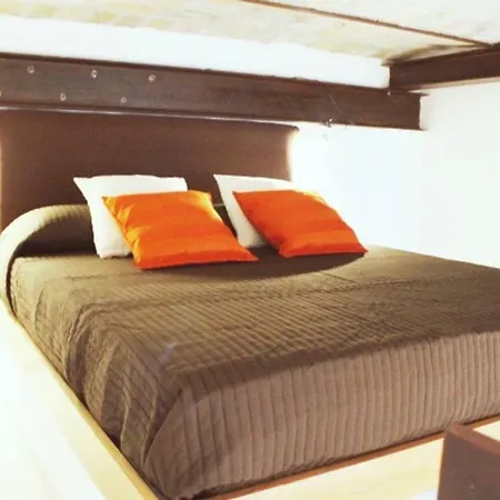 Inner House Apartment *