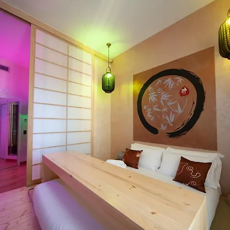 Гостевой дом Irooms Jacuzzi 2*