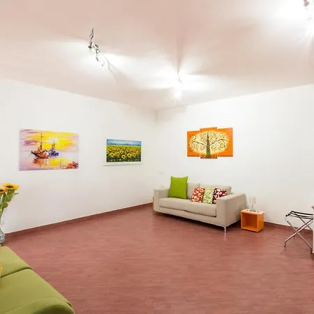 Apartment I Have A Dream 2 *