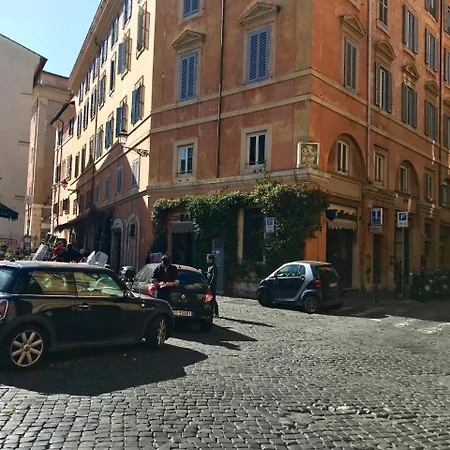 Campo De Fiori Palace Holiday home