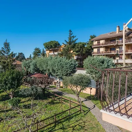 Travelershome Ciampino&Morena Guesthouse Guest house
