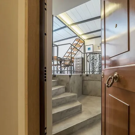 San Teodoro Modern Loft