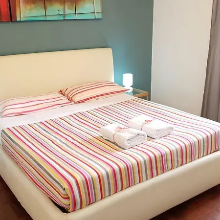 Aparts Apartment
