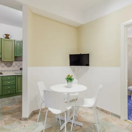 Maison Giulivia Art Proprietaire Guest house