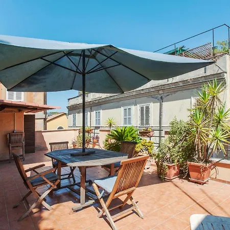 Apartment Lungaretta4 Rome