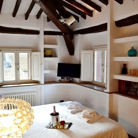 Luxury Trastevere Guest house 2*