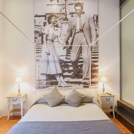 5 For 7 People Near Coloseum Guest house 2*