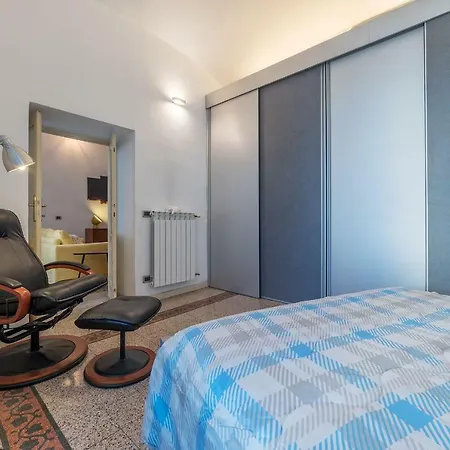 San Giovanni & Colosseo Roomy Flat Apartment