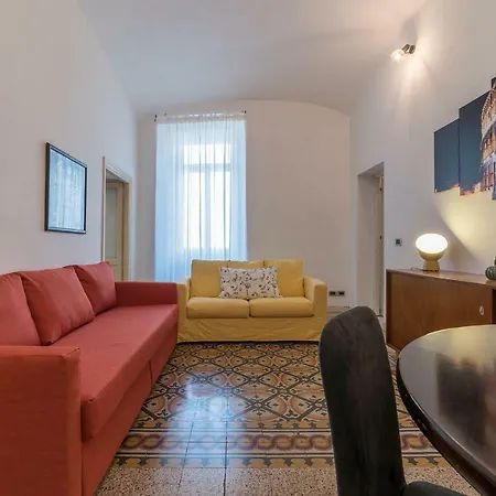 San Giovanni & Colosseo Roomy Flat