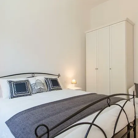 Apartment In Turati
