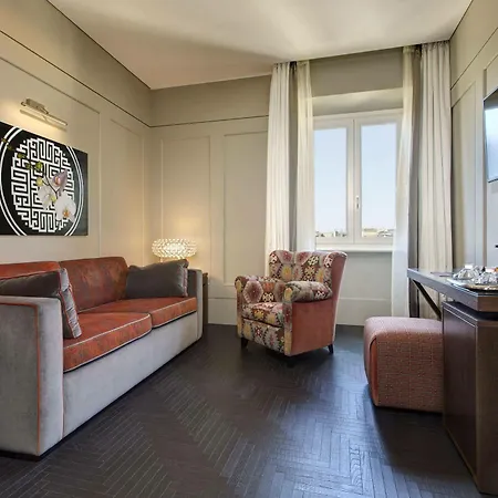 Hotel Mascagni Luxury Rooms&suites