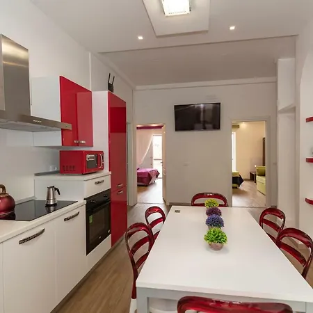 Apartment Colosseo And - City Centre