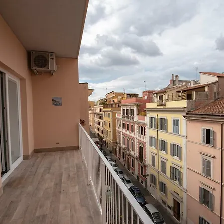 Colosseo And - City Centre