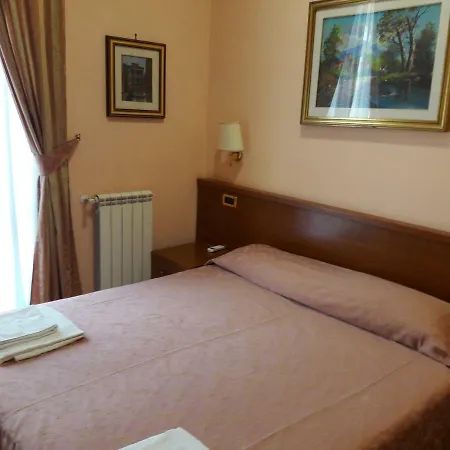 Aristotele 2*