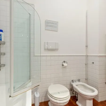 Colosseo Apartment *
