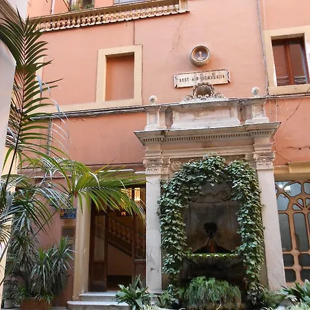 Magnifico Pensión Roma