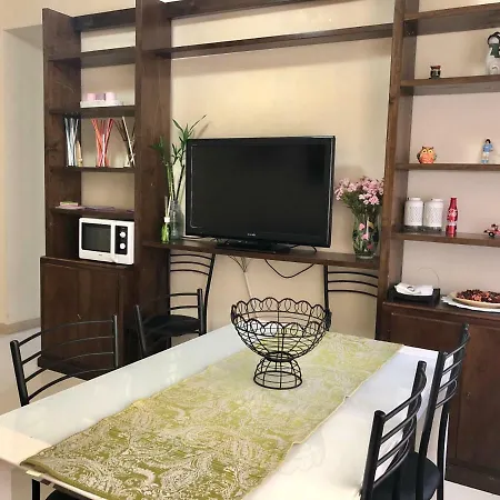 Visconti Apartment. Rome