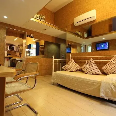 Candia 3* Rom