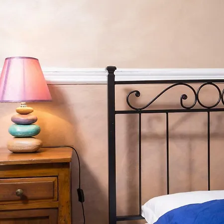 Giovine Italia Bed & Breakfast