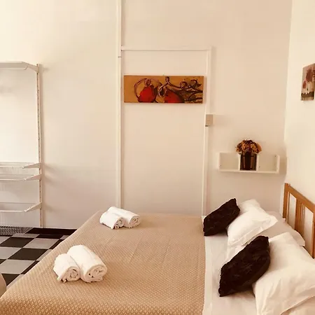 Boarding House International Rom
