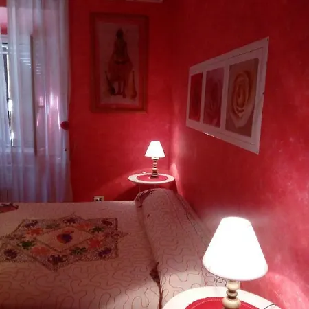 Bed & Breakfast Max House
