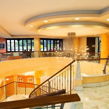 Ih La Mela Hotel 4*