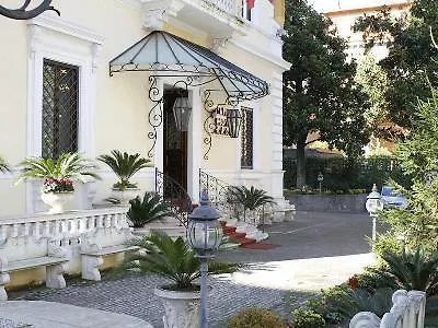 Hotel Pinciana 4*