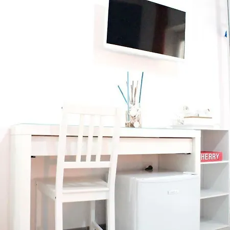 Like Family House Bed & Breakfast 3*