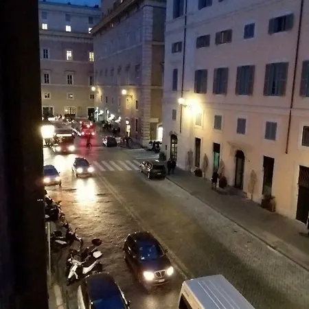 ゲストハウス I Fiumi Di Navona 2*