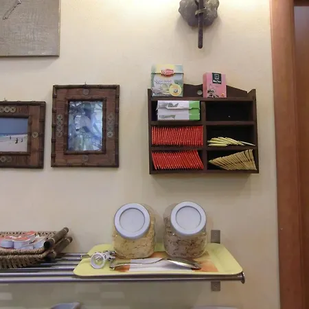 Momi Bed & Breakfast