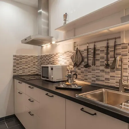 Apartment Nomentana White By Ghor *