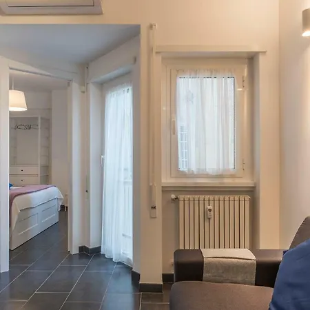 Nomentana White By Ghor Apartman