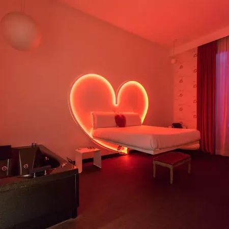 Irooms Campo Dei Fiori 4*