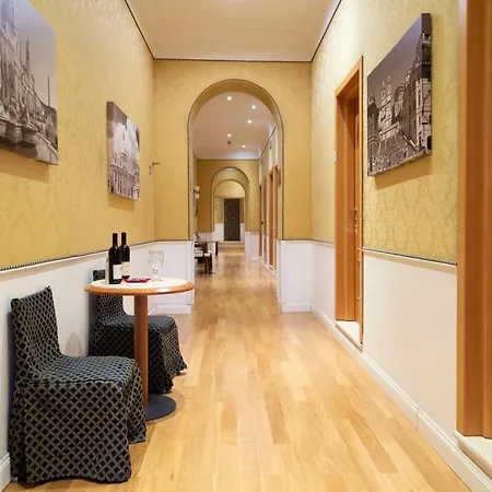 Ih Piazza Di Spagna View - Luxury 3* Rome