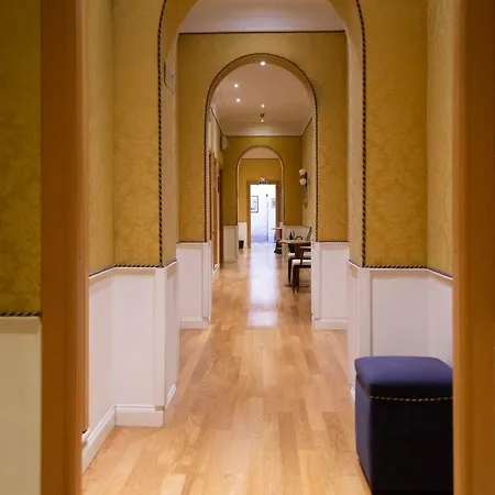 Guest house Ih Piazza Di Spagna View - Luxury 3*
