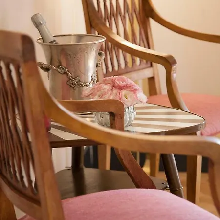 Santa Monica Townhouse Guest house 2*