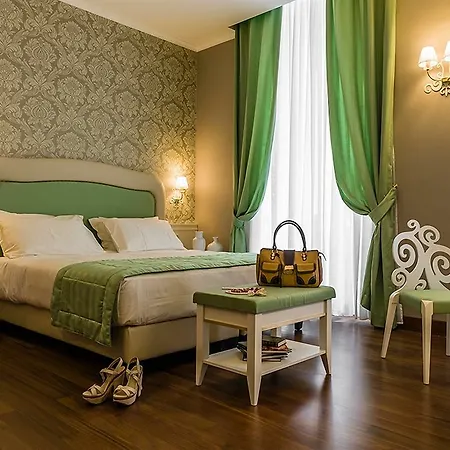 Leonardo Boutique Monti Rome