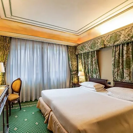 Hotel River Chateau 4*
