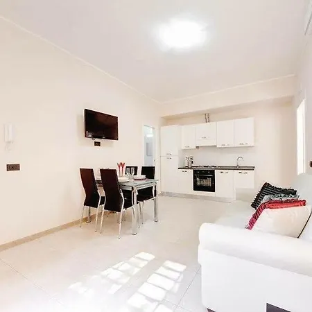 A - Cinecitta Apartment Rome
