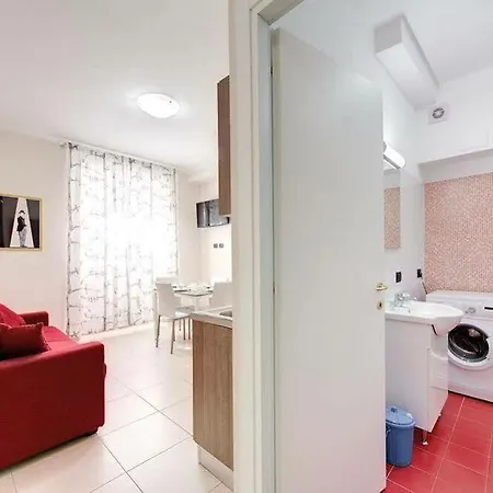 Apartment A - Cinecitta Rome