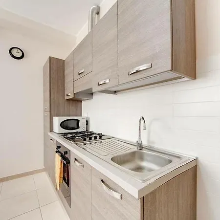 Apartment A - Cinecitta Rome