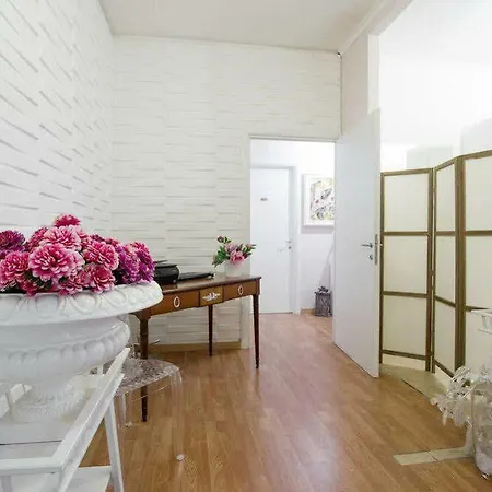 396 Guest house