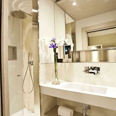 Corso 12 Bed & Breakfast